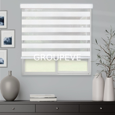 comprare Fabbrica personalizzata giorno e notte vetro elettrico Zebra tessuto Shangri-La persiane tessuto per ombre per il soggiorno fabbricazione online