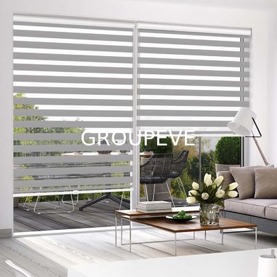 comprare Tessuto per tende a rullo coreane di lusso a zebra con trasparenza da 50 mm e ripetizione, solidità del colore di grado 7-8 e 0% di sostanze pericolose fabbricazione online