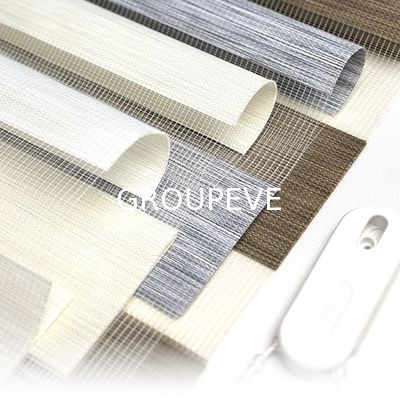 Un buon prezzo. Customized Durable Stripe 100% Polyester Zebra Blinds Fabric for Light Filtering Roller Shades in linea